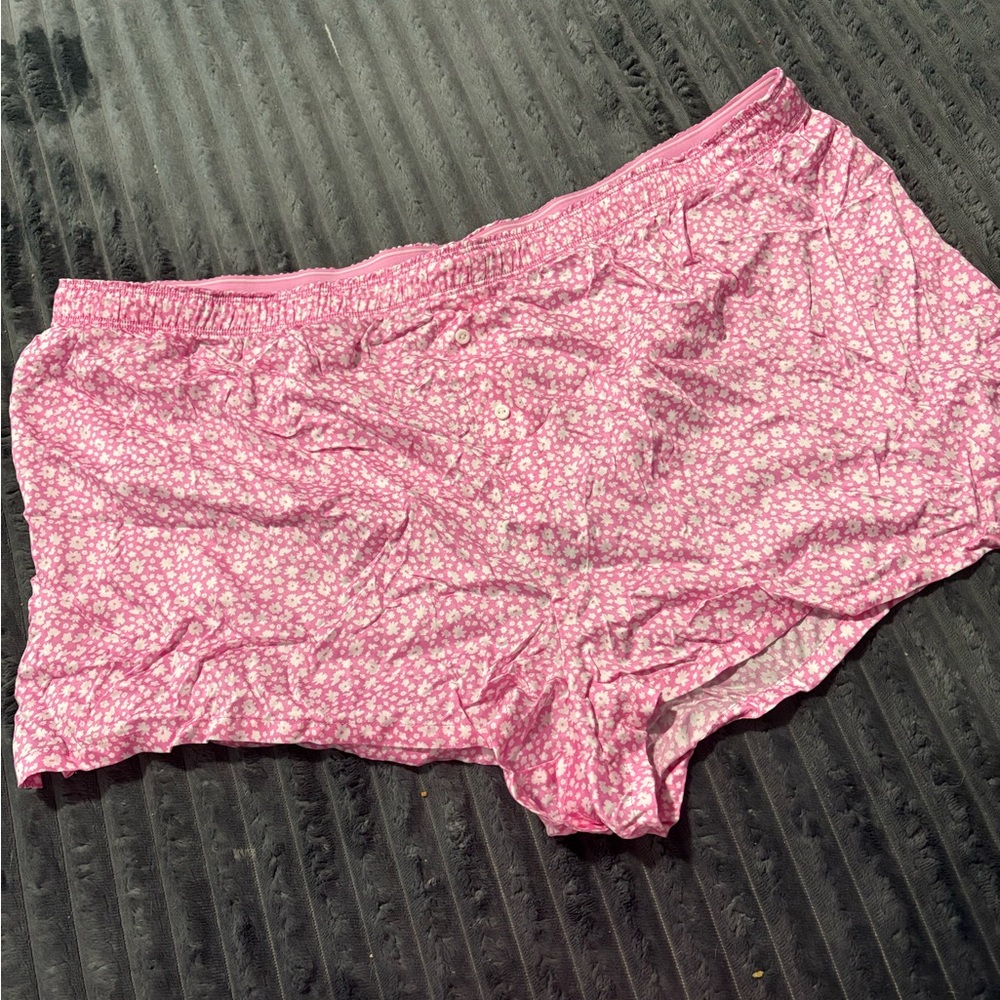Vs pink shorts